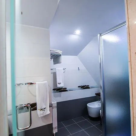 Restaurant Ime מלון